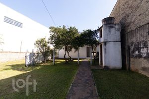Image 17 - 256431