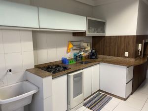 Image 15 - 256480