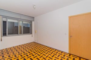 Image 1 - 256481