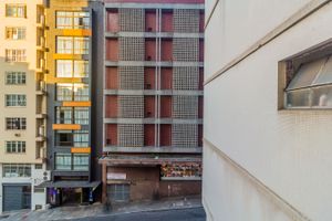 Image 9 - 256481