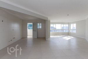 Image 34 - 256550