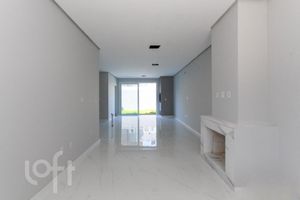 Image 25 - 256631