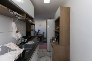 Image 18 - 256633