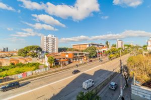 Image 8 - 256802
