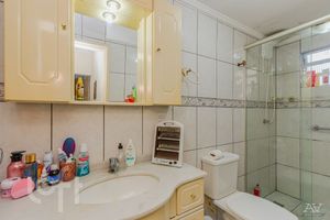 Image 16 - 256877
