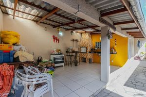 Image 20 - 256877