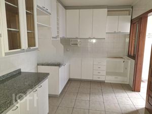 Image 4 - 256881