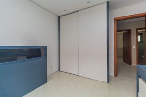 Image 13 - 256965