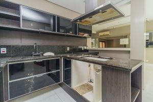 Image 31 - 256965