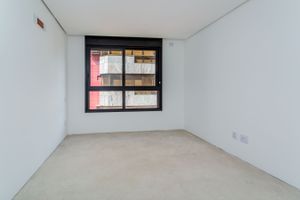 Image 10 - 256981