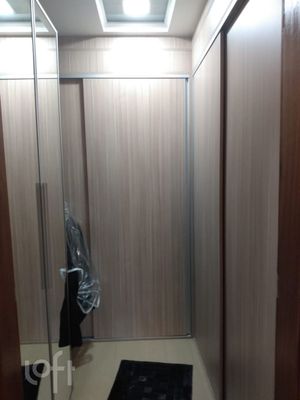 Image 30 - 256994