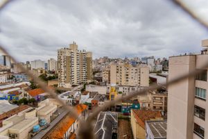 Image 29 - 257043