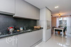 Image 3 - 257063