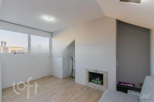 Image 32 - 257063