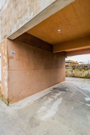 Image 15 - 257230