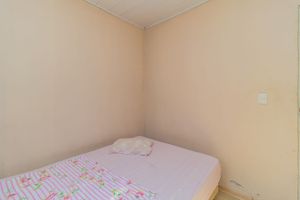 Image 15 - 257278