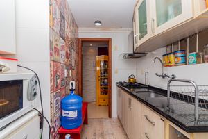Image 12 - 257333