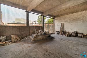 Image 6 - 257606