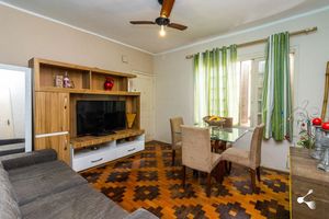 Image 3 - 257685