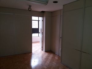 Image 18 - 257802