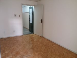 Image 19 - 257802