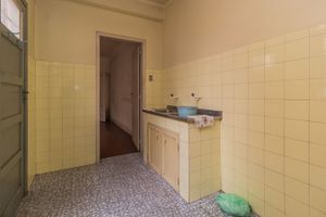 Image 11 - 257943