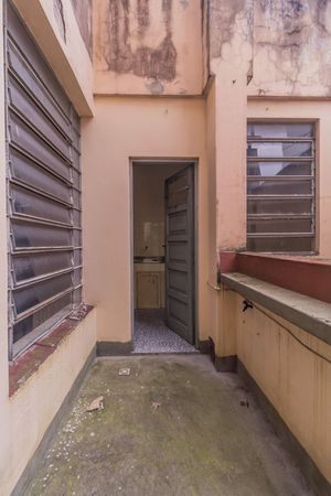Image 13 - 257943