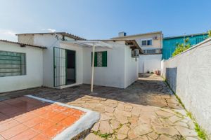 Image 1 - 257982