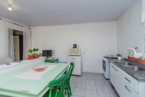 Image 5 - 257982