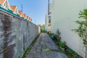 Image 16 - 257982