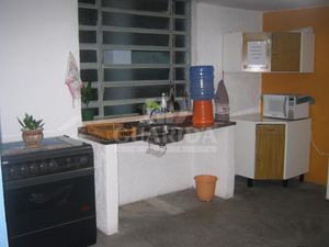 Image 23 - 258145