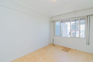 Image 31 - 258146
