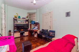 Image 1 - 258203