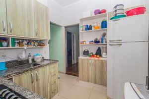 Image 23 - 258203