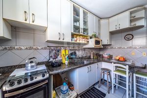 Image 17 - 258220