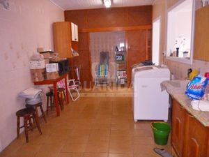 Image 18 - 258377