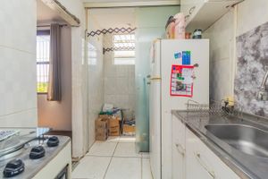 Image 17 - 258398