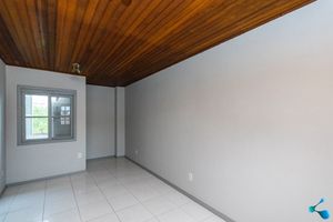 Image 17 - 258521