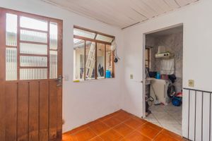 Image 20 - 258905