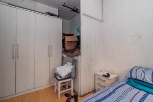 Image 17 - 259558