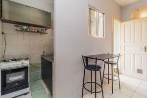 Image 17 - 261009