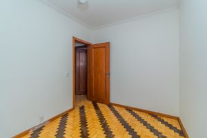Image 15 - 261124