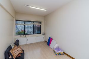 Image 13 - 261223