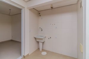 Image 32 - 261411