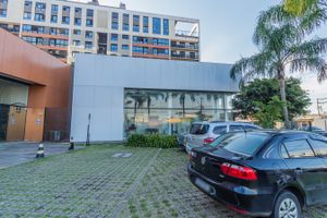 Image 1 - 262151