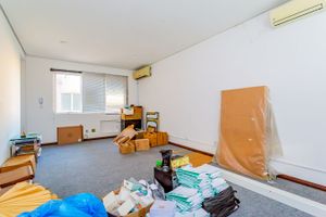 Image 2 - 262439