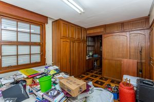 Image 23 - 262687