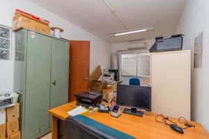 Image 9 - 262731