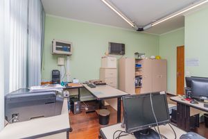 Image 24 - 262731