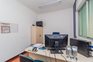 Image 30 - 262731